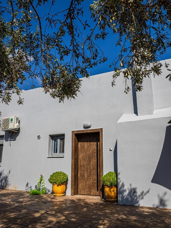 Old Olive Tree Cottage Agii Apostoli  Exteriör bild