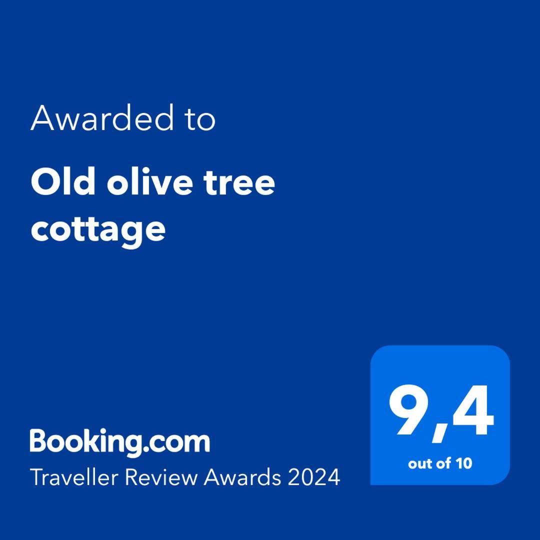 Old Olive Tree Cottage Agii Apostoli  Exteriör bild